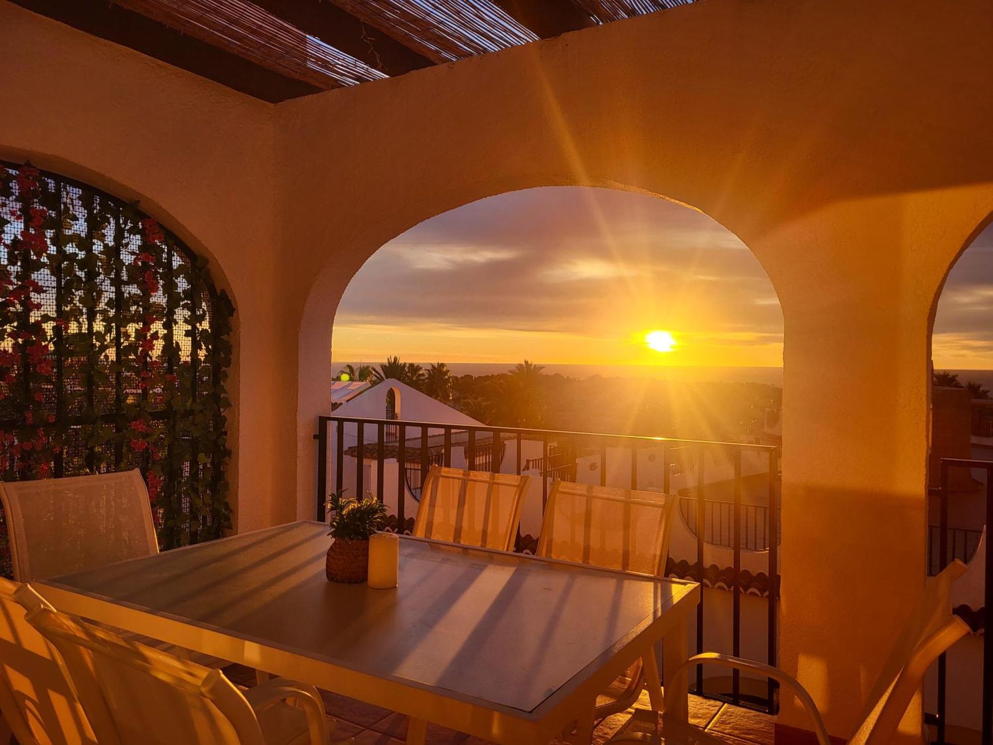 Apartament Casa Sunrise - Costa Blanca House With Rooftop, Swimming Pools And Panoramic Sea And Views *